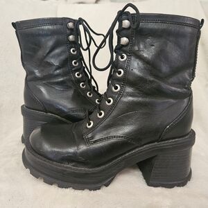 No Boundaries Womens Combat Boots Black Size 6 Y2K Chunky  Platform BRATZ Style